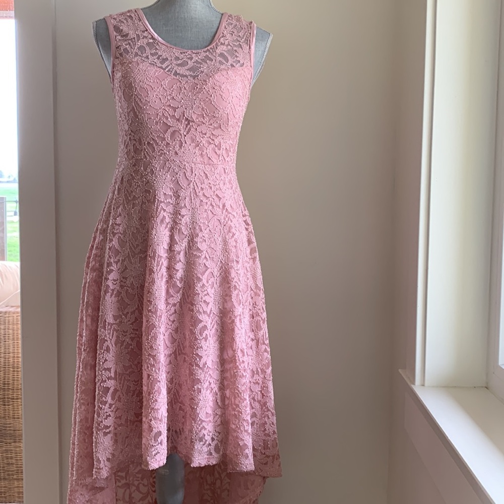 Laura prom dress